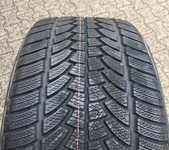 Nokian WR 295/35 R18 99V