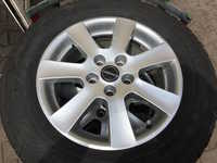 Alu kolo BORBET 7x16" ET45, 5x114.3x67 a Kumho KW23 215/65 R16 98H 70%