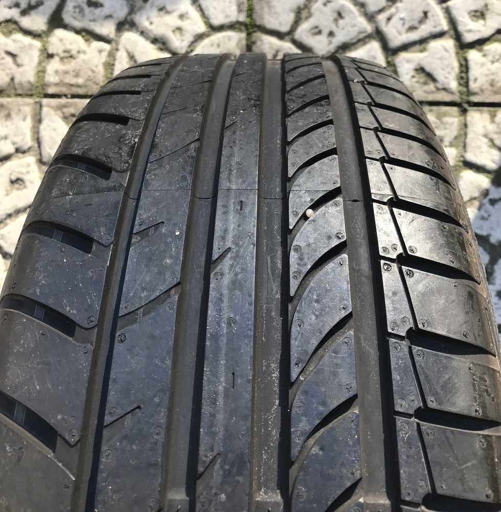 Dunlop SP Sport Maxx TT 235/55 R17 103W XL FR - Pneucentrum Bílina