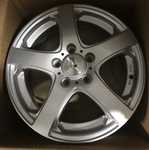 Alu kolo COM4WHEELS 6x15" ET40, 5x108x63.3 