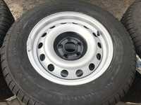 Plechový disk KFZ 7670 6,5Jx15 5x108x65 ET38 a Michelin Agilis 51 Snow-Ice 215/65 R15 104T