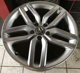 Alu kolo originál VW 8x18" ET48, 5x112x57