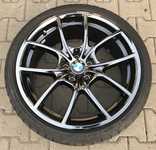 Alu kolo originál BMW 5 5x120x72.5 Přední 8.5x20" ET33 a Dunlop SP Sport Maxx GT 245/35 R20 95Y XL RFT * 70%, Zadní 9x20" ET44 a Dunlop SP Sport Maxx GT 275/30 R20 97Y XL RFT * 10%