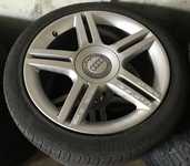 Alu kolo originál AUDI 7.5x17" ET45 5x112x57 a Pirelli P7 Cinturato 225/45 R17 91W 10%