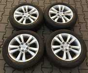 Alu kola originál HYUNDAI 5.5x16“ ET50, 5x114.3x67 a Nokian WR D3 205/55 R16 91T 95% + čidla tlaku TPMS Hyundai i30