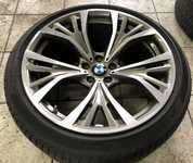 Alu kolo originál BMW X5 a X6 Přední 5x120x74 10x21" ET40 a Pirelli PZero 285/35 R21 105Y XL RFT * 90%, Zadní 5x120x74 11.5x21" ET38 a Pirelli PZero 325/30 R21 108Y XL RFT * 90% + čidla tlaku TPMS