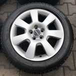 Alu kolo originál VW 6.5x16" ET42, 5x100x57 a Michelin Pilot HX MXM 205/55 R16 91W 40%