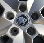 Alu kolo originál ŠKODA 6.5x16" ET46 5x112x57 a Michelin Energy Saver + 205/55 R16 91V 95%