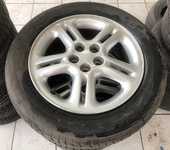 Alu kolo 6.5x16" ET44, 5x100x57 a Michelin Pilot HX 215/55 R16 93W 20%