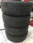 Alu kolo PLW 7.5x17“ ET40, 5x114.3x67 a Nokian Hakkapeliitta 225/60 R17 103T XL 50% + čidla tlaku TPMS