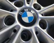 Alu kolo originál BMW 8x18" ET34, 5x120x72.5 a Pirelli Winter 240 SottoZero II 225/45 R18 95V XL * RFT 80% + čidla tlaku TPMS