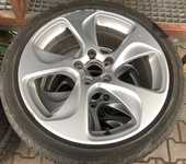 Alu kolo originál AUDI 7.5x18" ET51 5x112x57 a Saetta Touring 2 225/40 R18 92Y XL 70%