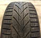 Toyo Snowprox S953 215/50 R18 92V