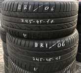 Bridgestone RE050A 245/45 R17 95Y