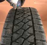 Bridgestone Blizzak W810 235/65 R16 C 115R