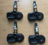 TPMS elektronické senzory (ventily) tlaku v pneu original TOYOTA