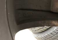 Alu kola originál KIA 6.5x17“ ET35 5x114.3x67 a Hankook K415 Optimo 225/60 R17 99H 60%