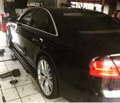 AUDI A8 jsme obuli na Alu kolo originál AUDI RS6 9.5x21" ET25, 5x112x66.5 a Continental ContiSportContact 5P 285/30 R21 100Y FR XL RO1