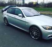 BMW 3 jsme obuli na Alu kolo BORBET 9x20" ET35, 5x120x72.5 a Kumho KU31 225/35 R20 90Y