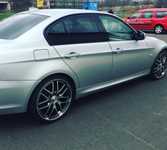 BMW 3 jsme obuli na Alu kolo BORBET 9x20" ET35, 5x120x72.5 a Kumho KU31 225/35 R20 90Y