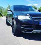 VW TOUAREG jsme obuli na Alu kolo RIVA 9.5x22" ET38, 5x120x72.5 a Nexen Roadian HP 265/35 R22 102V XL