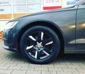 AUDI A6 jsme obuli na Alu kolo originál AUDI 7.5x17“ ET26, 5x112x66.5 a Dunlop SP Winter Sport 3D 225/55 R17 97H AO