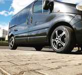 OPEL VIVARO jsme obuli na Alu kolo originál RONAL 8x18" 5x118x71 ET45 a Tracmax X-Privilo TX-3 235/50 R18 101Y