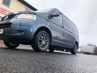 VW T5 jsme obuli na Alu kolo FLOW FORMING 7.5x17" ET45, 5x120x65 a Tracmax X-privilo TX3 235/55 R17 103W XL