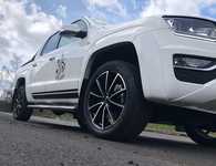 VW AMAROK jsme obuli na Alu kolo WHEELWORLD 8x20" ET45, 5x120x65 a Bridgestone Dueler H/P Sport 255/50 R20 109H