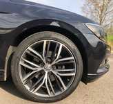 VW PASSAT jsme obuli na Alu kolo originál VW 8x19" ET41 5x112x57 a Pirelli Cinturato P7 245/40 R19 94W 70% SEAL INSIDE + čidla tlaku TPMS