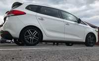 KIA CARENS jsme obuli na Alu kolo DEZENT 6.5x16" ET48, 5x114.3x67 a Continental ContiEcoContact 5 205/55 R16 91V