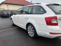 ŠKODA OCTAVIA jsme obuli na Alu kolo originál ŠKODA 7x17" 5x112x57 ET49 a Lassa Driveways 225/45 R17 91W