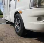 FIAT DUCATO jsme obuli na Alu kolo HRS 6.5x16" 5x130x78.1 ET60 a Pirelli Carrier 215/75 R16 113R