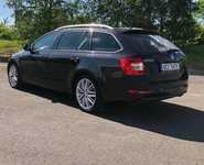 ŠKODA OCTAVIA jsme obuli na Alu kolo originál SEAT 7x18" ET45 5x112x57 a Lassa Driveways Sport 225/40 R18 92Y XL