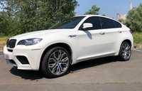 BMW X6M jsme obuli na Alu kolo originál BMW Přední 5x120x74 10x21" ET40 a Dunlop SP Sport Maxx 285/35 R21 105Y XL RFT *, Zadní 5x120x72,5 11.5x21" ET38 a Dunlop SP Sport Maxx 325/30 R21 108Y XL RFT *