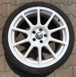 Alu kolo originál VW 8x19" ET41 5x112x57 a Nokian PowerProof 225/35 R19 88Y 95%