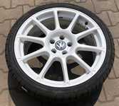 Alu kolo originál VW 8x19" ET41 5x112x57 a Nokian PowerProof 225/35 R19 88Y 95%