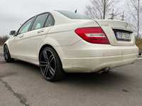 MERCEDES C-Class jsme obuli na Alu kolo AXXION 8.5x19“ ET45, 5x112x66.5 a Continental Conti.eContactWinter 225/35 R19 88H