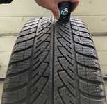 Goodyear UltraGrip 8 Performance 215/50 R17 95V XL