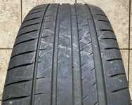 Michelin Pilot Sport 4 255/40 R19 100W XL 