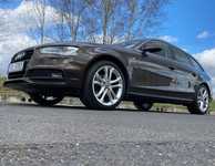 AUDI A4 jsme obuli na Alu kolo originál AUDI 8.5x19" ET32 5x112x66.5 a Dunlop SP Sport Maxx RT2 255/40 R19 100Y XL