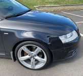 AUDI A6 jsme obuli na Alu kolo originál AUDI 8.5x20" ET33, 5x112x66.5 a Altenzo Sports Comforter 255/35 R20 100W XL