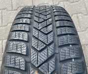 Pirelli Winter SottoZero III 225/40 R18 92V XL AO