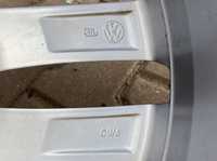 Alu kolo originál VW 7.5x18“ ET51, 5x112x57 a Pirelli Winter 210 SottoZero III 225/40 R18 92H 80%