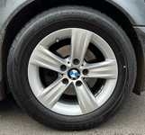 BMW 3 jsme obuli na Alu kolo originál BMW 7.5x16" ET37, 5x120x72.5 a Bridgestone Blizzak LM32 225/55 R16 95H * RUNFLAT