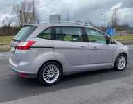 FORD C-MAX jsme obuli na Alu kolo originál JAGUAR 6.5x17" 5x108x63.3 ET43.5 a Lassa Driveways 215/50 R17 95W XL