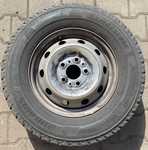 Plechový disk KFZ 8875 6Jx15 5x118x71,1 ET68 a Bridgestone Duravis R630 215/70 R15 C 109S 30%