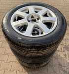 Alu kolo originál VW 6.5x16" ET42, 5x100x57 a Barum Bravuris 5HM 205/55 R16 91V 95%