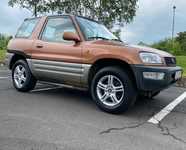 TOYOTA RAV4 jsme obuli na Alu kolo SUZUKI 6.5x16" ET45 5x114.3x60 a Lassa Competus H/L 215/70 R16 100H