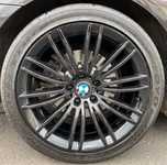 BMW 5 jsme obuli na Alu kolo 8.5x19" ET14, 5x120x72.5 a Toyo Proxes T1 265/35 R19 98Y XL AO